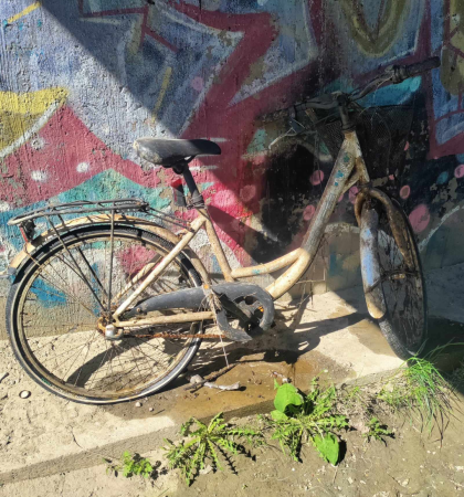 Polkupyöriä löytyi myös useita.